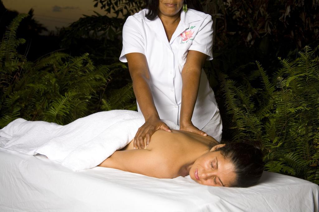 Cardiff Hotel And Spa Runaway Bay Luaran gambar